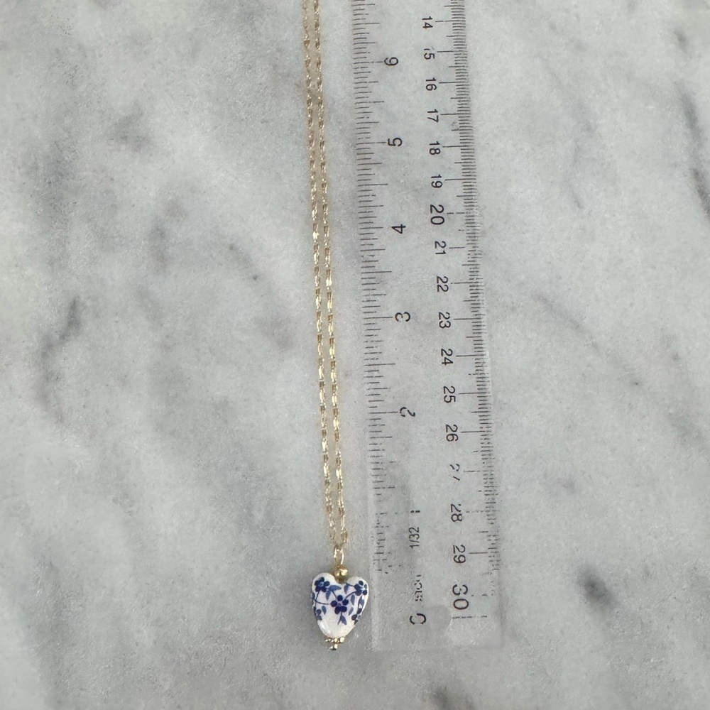 Oriental Blue and White Heart Pendant Charm Gold Chain Necklace 

Brand New - Picture 4 of 5